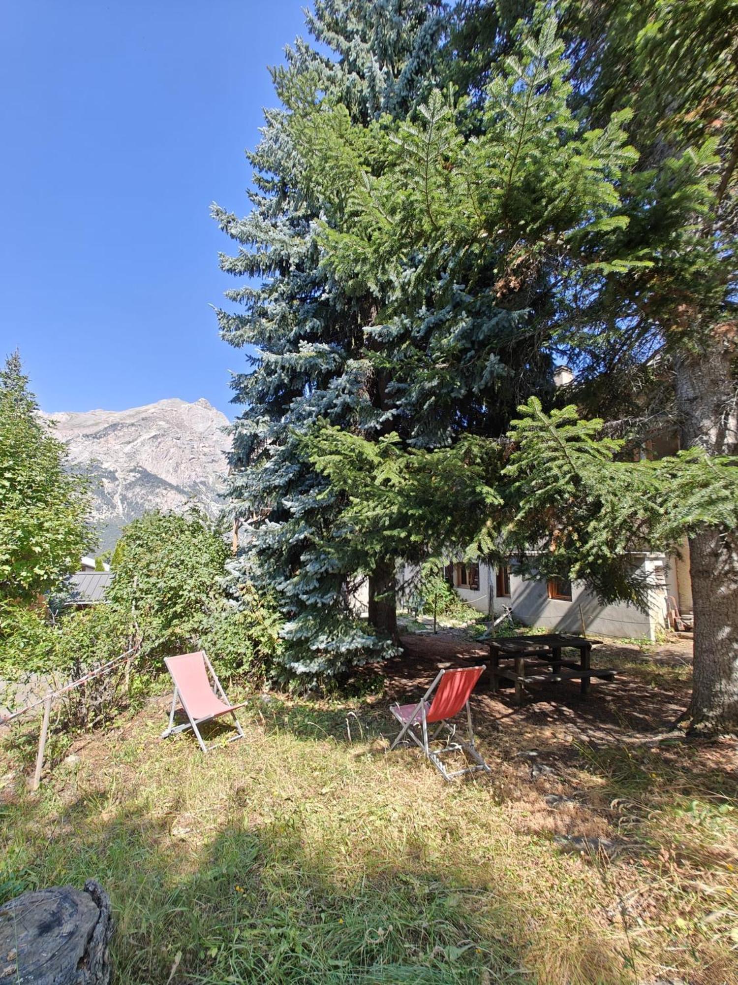 "La Batisse Des Pres" Apartman Puy-Saint-Vincent Kültér fotó