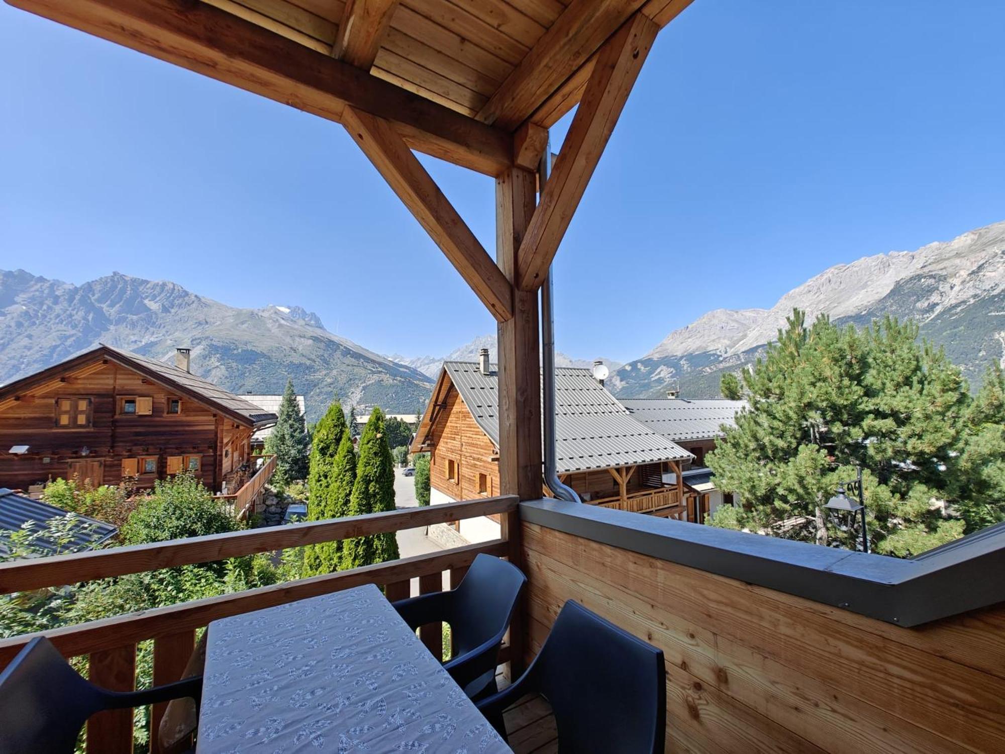 "La Batisse Des Pres" Apartman Puy-Saint-Vincent Kültér fotó
